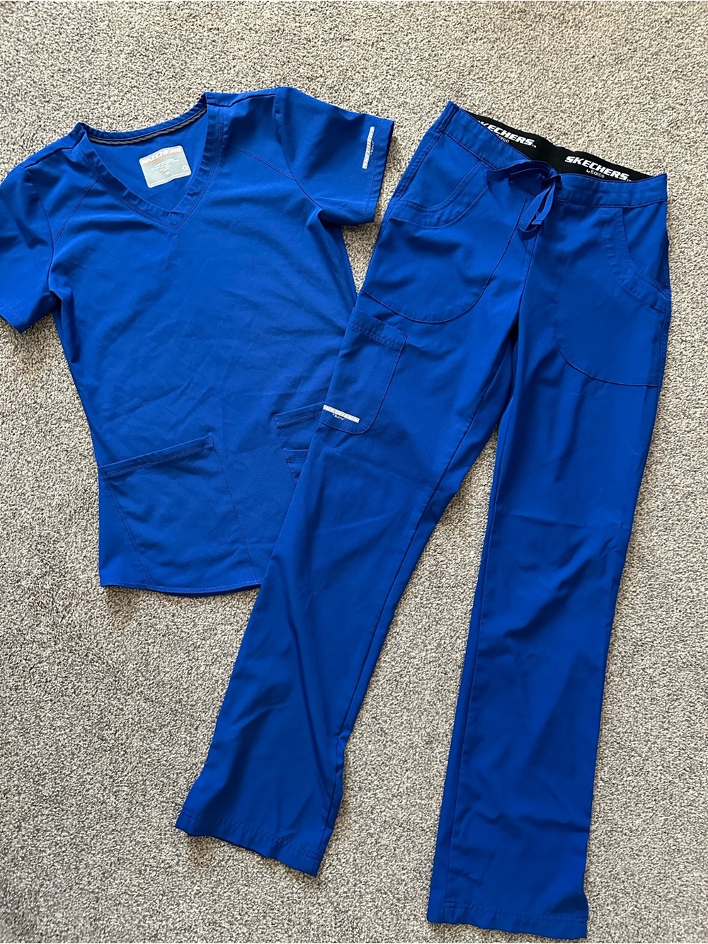Skechers Women’s Royal Blue Scrub Top & Jogger Pants